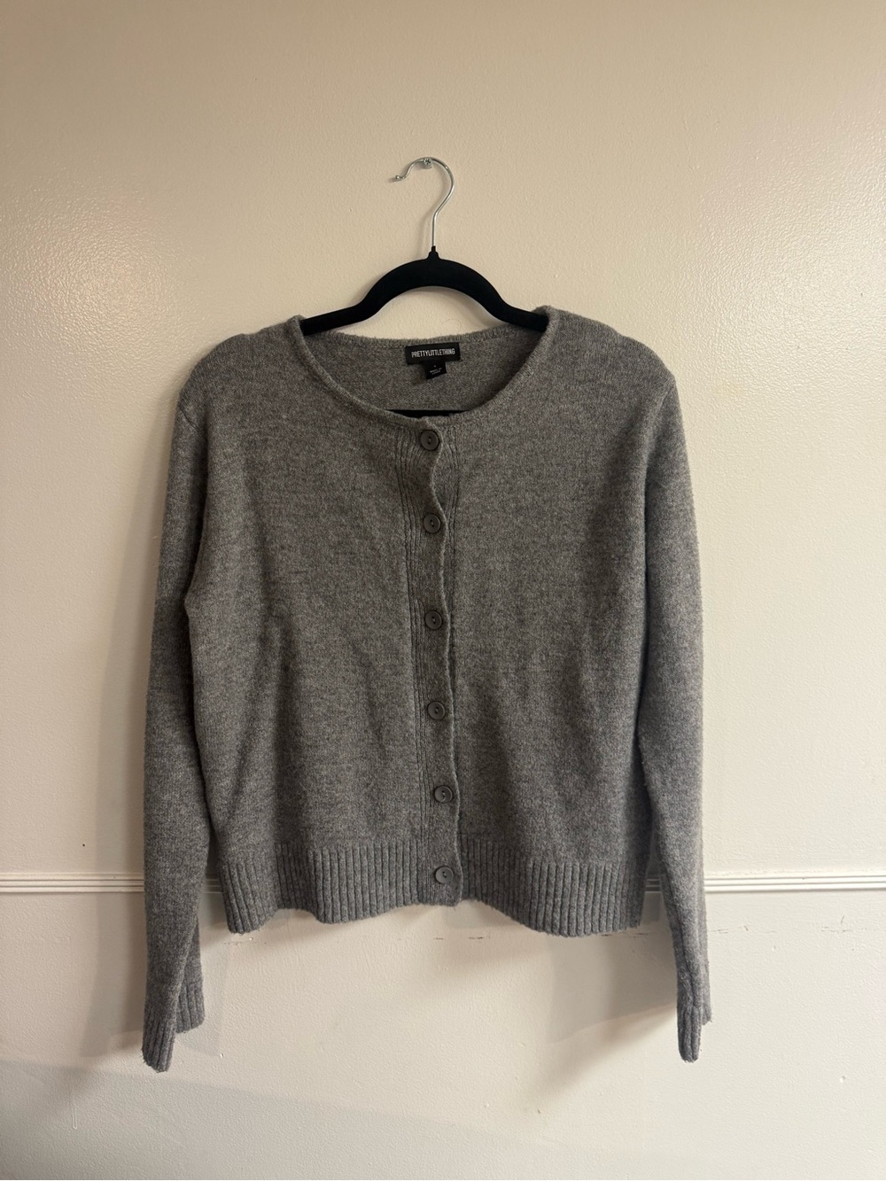 PrettyLittleThing Gray Button-Front Knit Cardigan